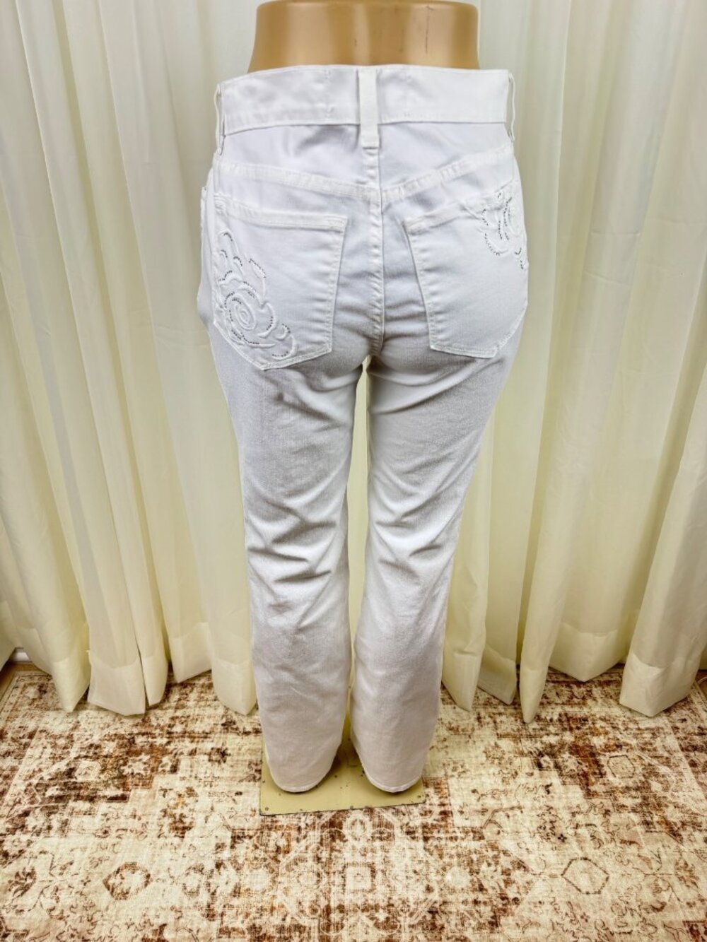 NYDJ Not Your Daughter’s Jeans Straight Leg White Sz 6 Lift Tuck Technology USA